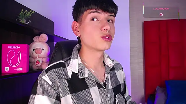 Ezra_Storm's cam snapshot