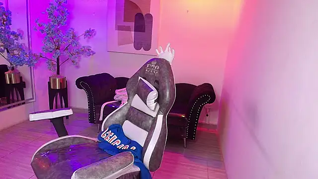 Charlotte_ethan's cam snapshot