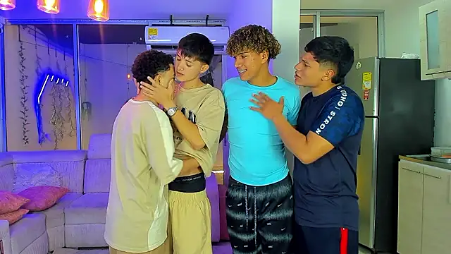 Houseofwarrios's cam snapshot