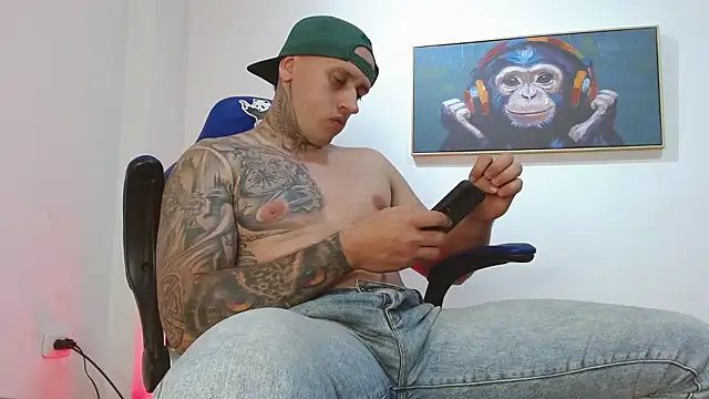 Joeysexx2's Stripchat show and profile