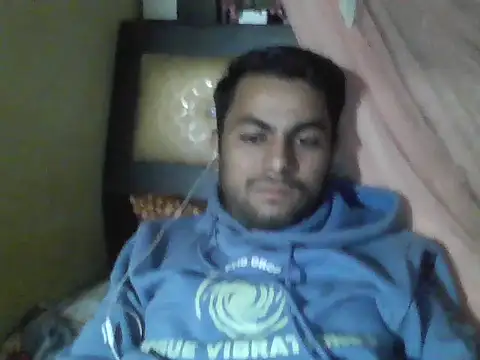 Stubborndesiboy live sex cam