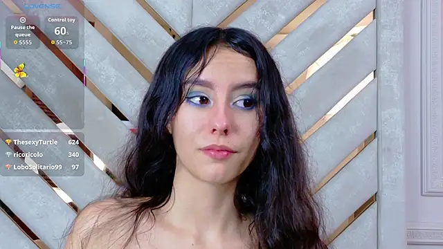 Sarah-Grace's cam snapshot