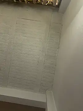 aly_golden_'s cam snapshot