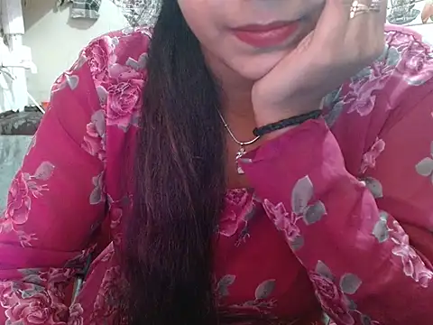 LovingPihu's cam snapshot