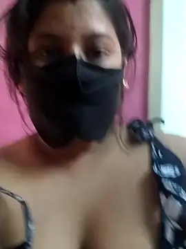 pinkisaha75 live sex cam
