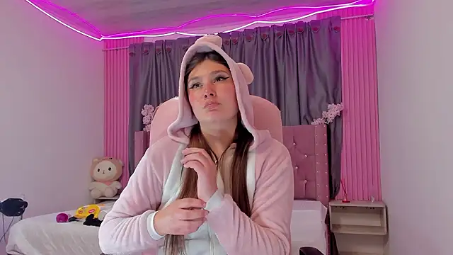 Dani_Gwyneth's cam snapshot