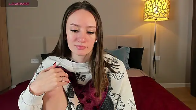 cutienaughtygirl's cam snapshot