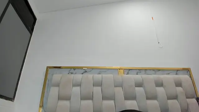 emma_hearths live sex cam