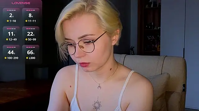 YummyPotato live sex cam