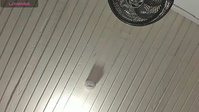 Shara_Goddes05 live sex cam