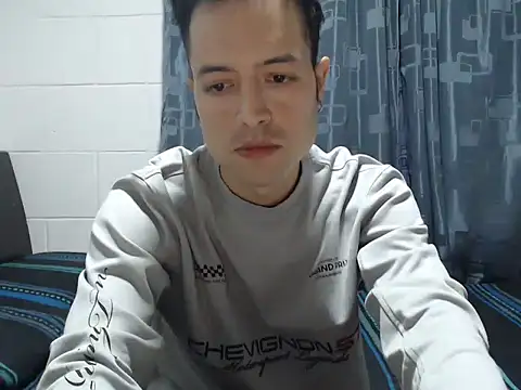 dimitriquiet05 live sex cam