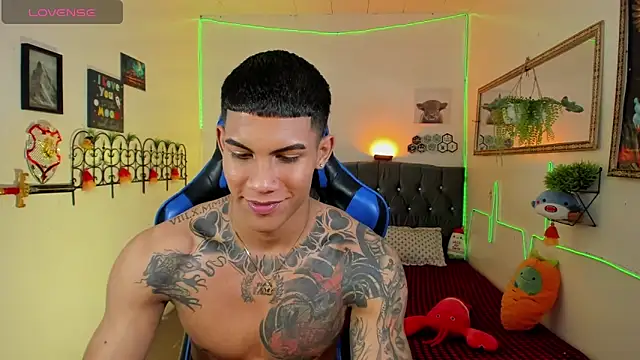 Damian_latinxxx live sex cam