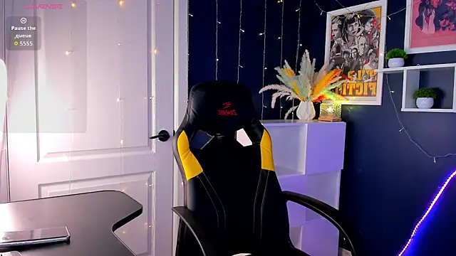 Lena_Barnes's cam snapshot