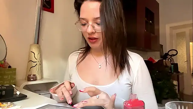 Leilla_Marusel's cam snapshot