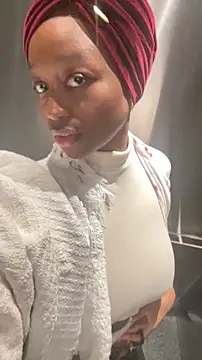 tia___fox's cam snapshot