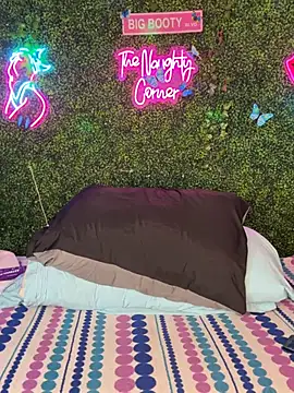 RenaThickAss's cam snapshot