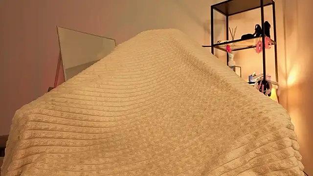 elfinvibes's cam snapshot