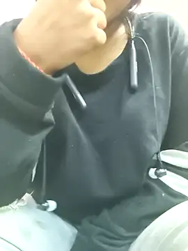 Ananya_34's cam snapshot