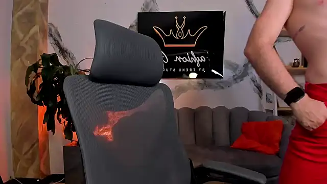 MaximusClark live sex cam