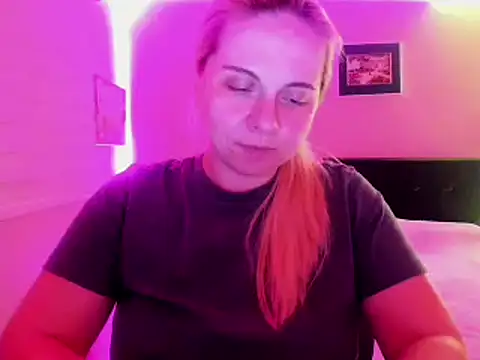 HappyIva live sex cam