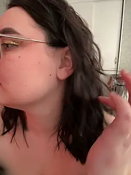 MoziRixis's cam snapshot