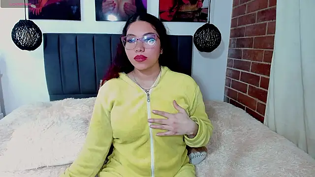 kyliejenner_hot's cam snapshot