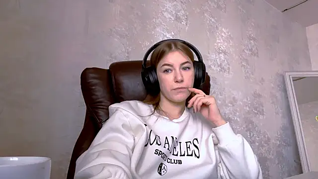 GabrieleLedwith's cam snapshot