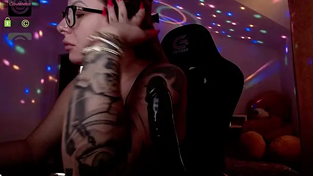 SonyaDevon's cam snapshot