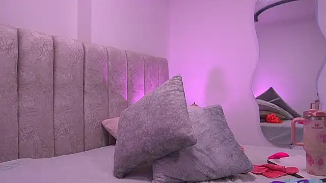 violeta_aroca's cam snapshot