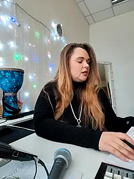 Juicy_PeachLux's cam snapshot