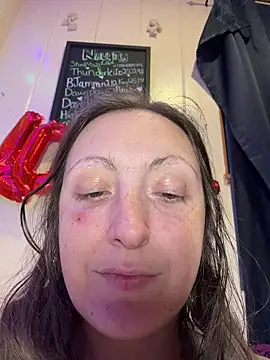 TheFishWife's cam snapshot