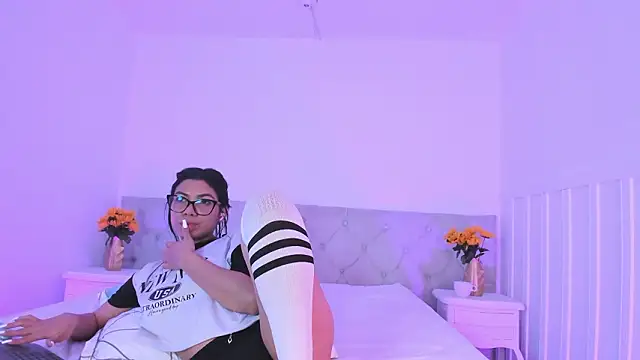 Little_Lexyy's cam snapshot