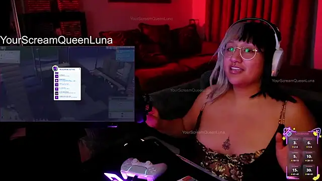 YourScreamQueenLuna's cam snapshot