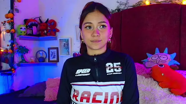 alisson_zafiro_'s cam snapshot