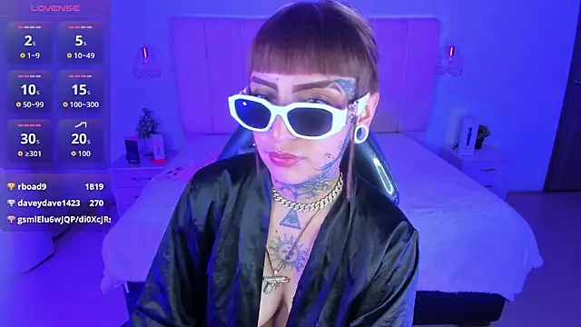 Gyal_8_'s cam snapshot