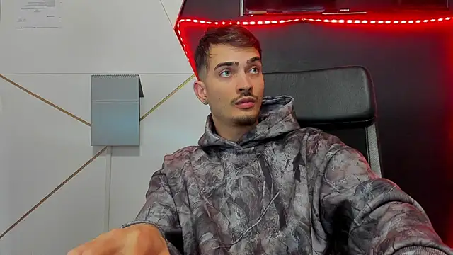 BrandonTate live sex cam