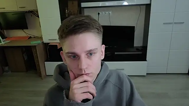 angryzan live sex cam