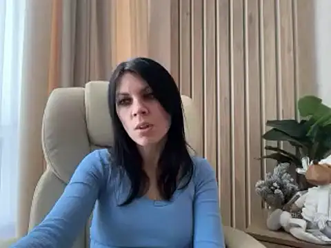 InjaAtHome live sex cam