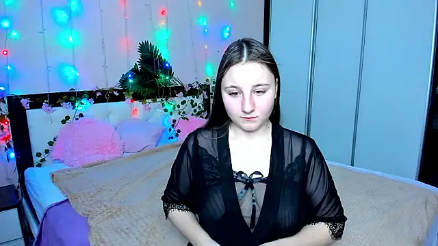 EvaxCharm's cam snapshot