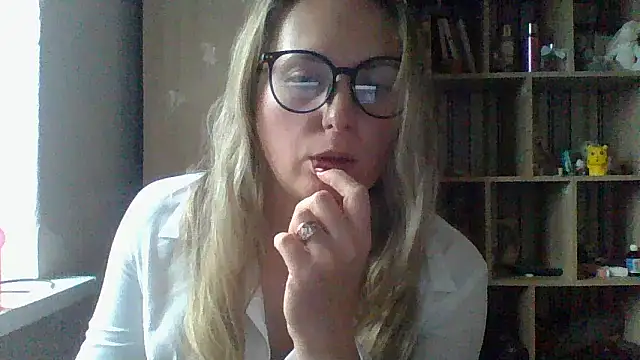 VikiLove765's cam snapshot