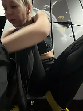 LikaCat live sex cam