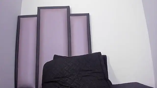 Lucy-23's cam snapshot