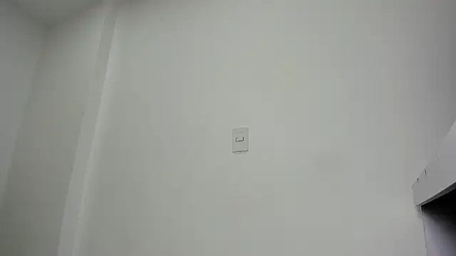 Maxxx_bigcockx's cam snapshot