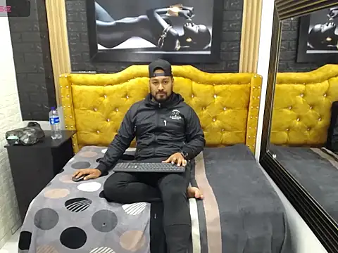 Liam_and_albala's cam snapshot