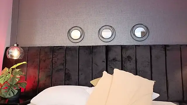 Brenda_Garcia's cam snapshot