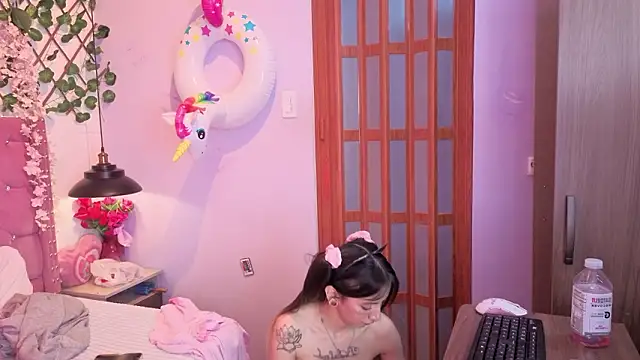 lauren_evans96's cam snapshot