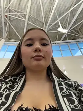 VineraSweet's cam snapshot