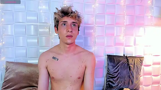 DannyParker_'s cam snapshot