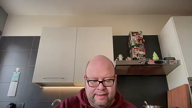 theitalianbear live sex cam