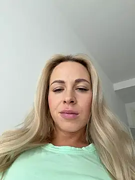 streetdoll live sex cam